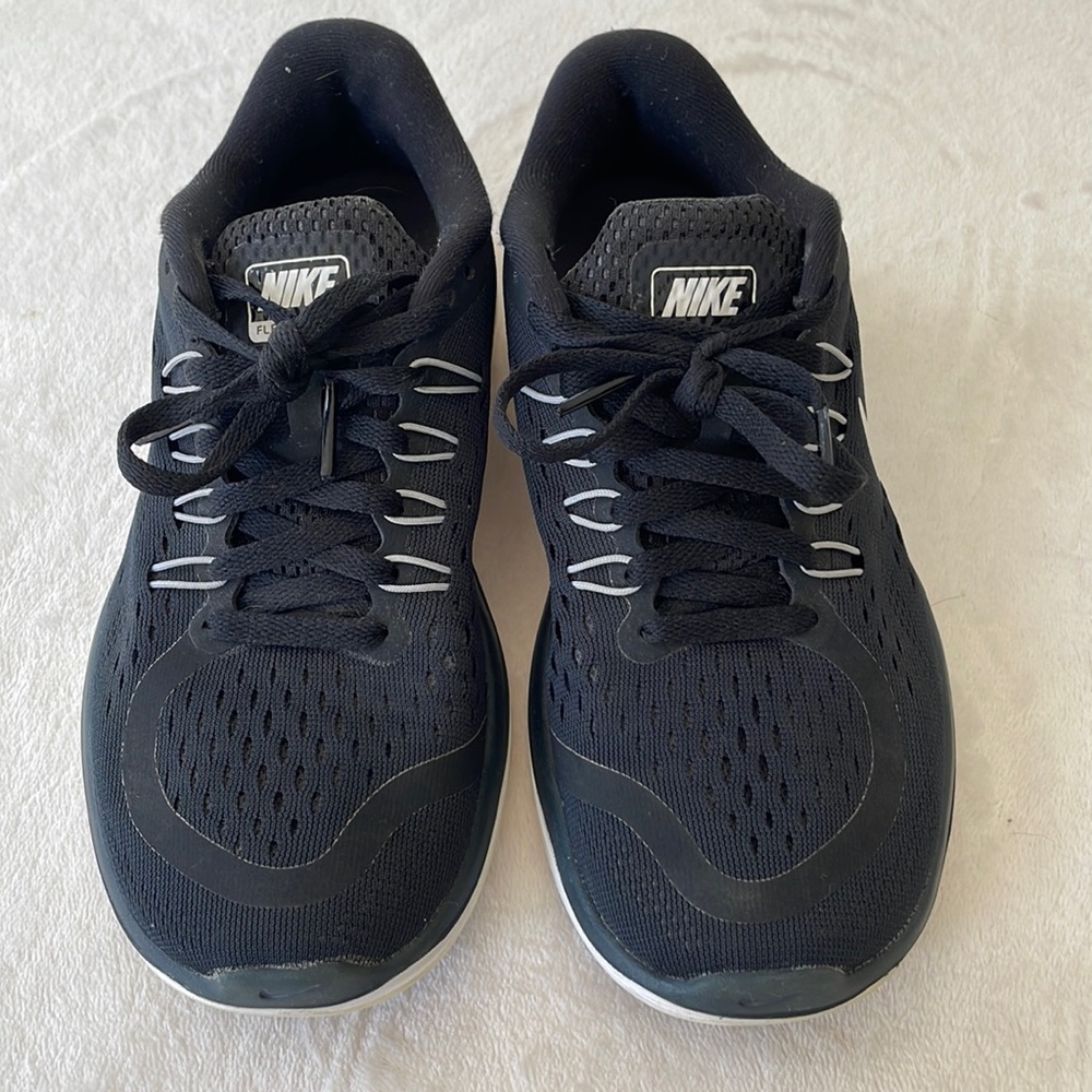 Nike Flex 2017 Run Sneakers